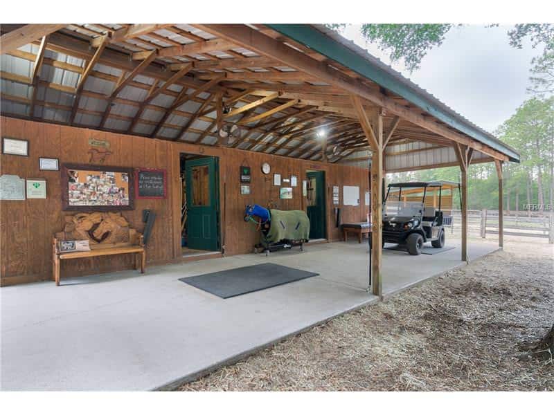 17835 PINE KNOLL DR, DADE CITY, FL 33523 barn