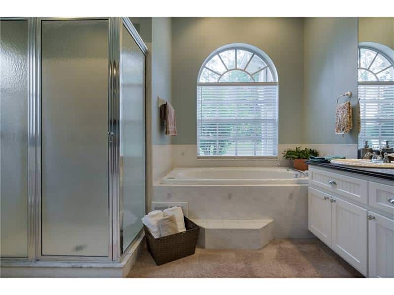 17835 PINE KNOLL DR, DADE CITY, FL 33523 master bath