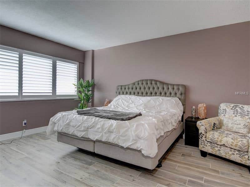 master bed 31 ISLAND WAY 1006 CLEARWATER BEACH FL 33767