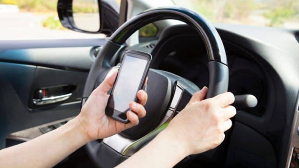 FL prepares to crack down on texting drivers